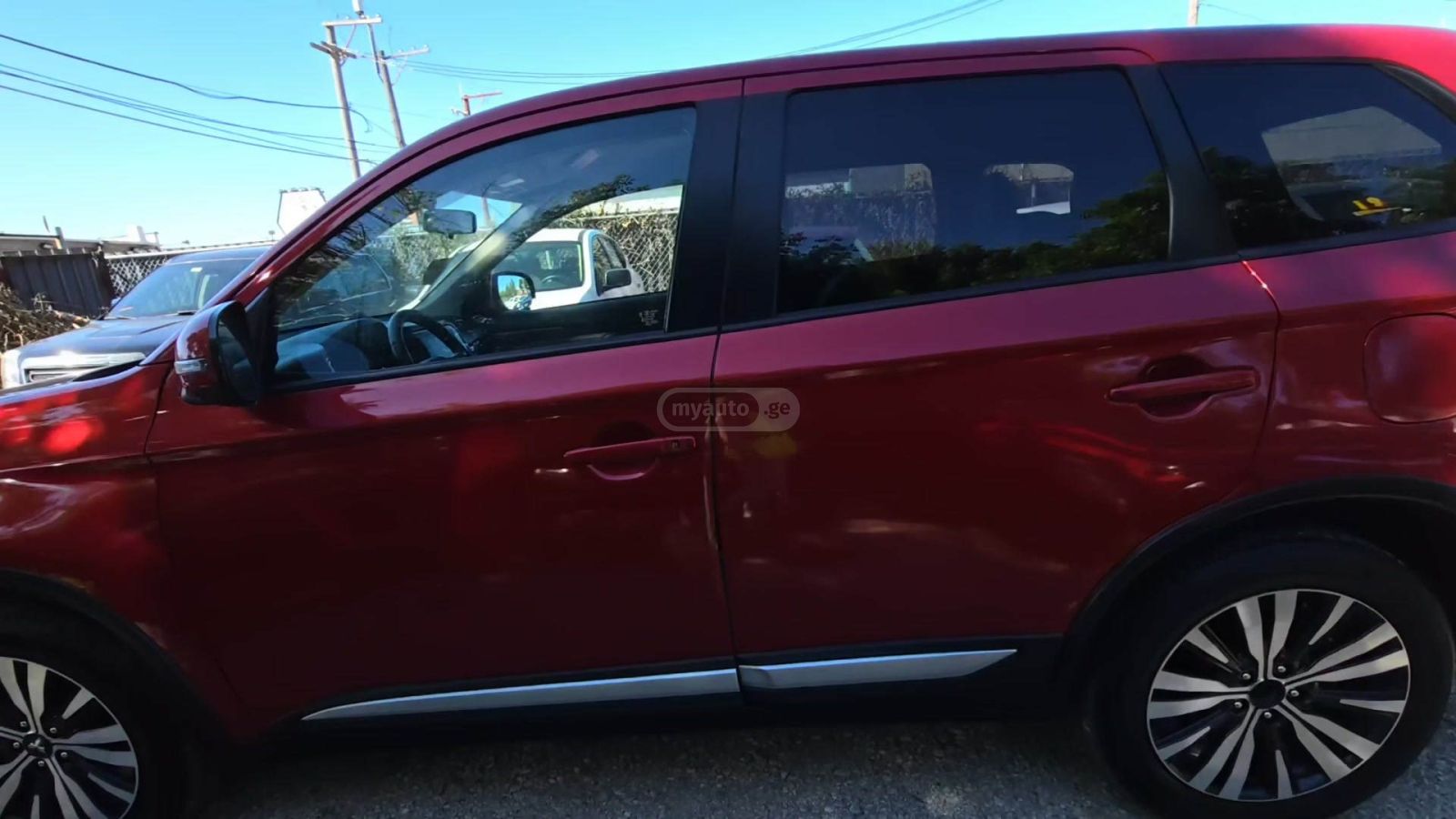 Mitsubishi Outlander 2019 — photo 2