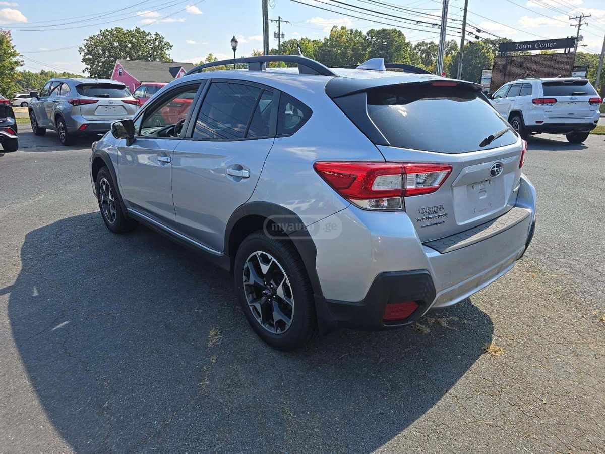 Subaru Crosstrek 2019 — photo 2