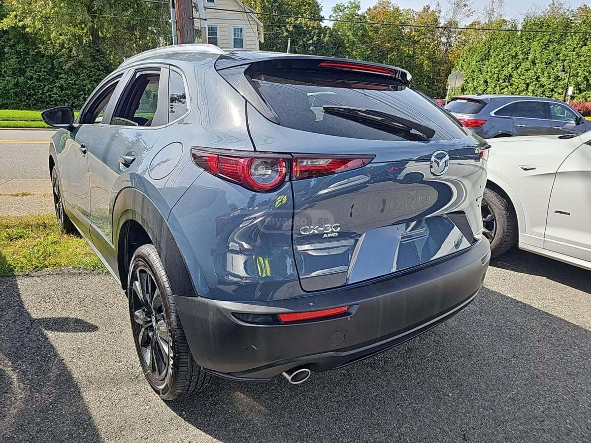 Mazda CX-30 2023 — photo 2