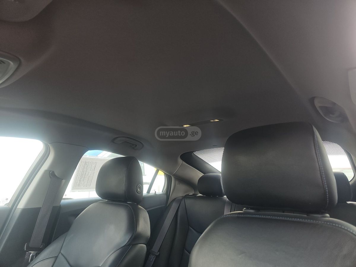 Chevrolet Volt 2017 — photo 2
