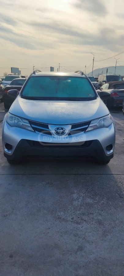 Toyota RAV 4 2014 — photo 2