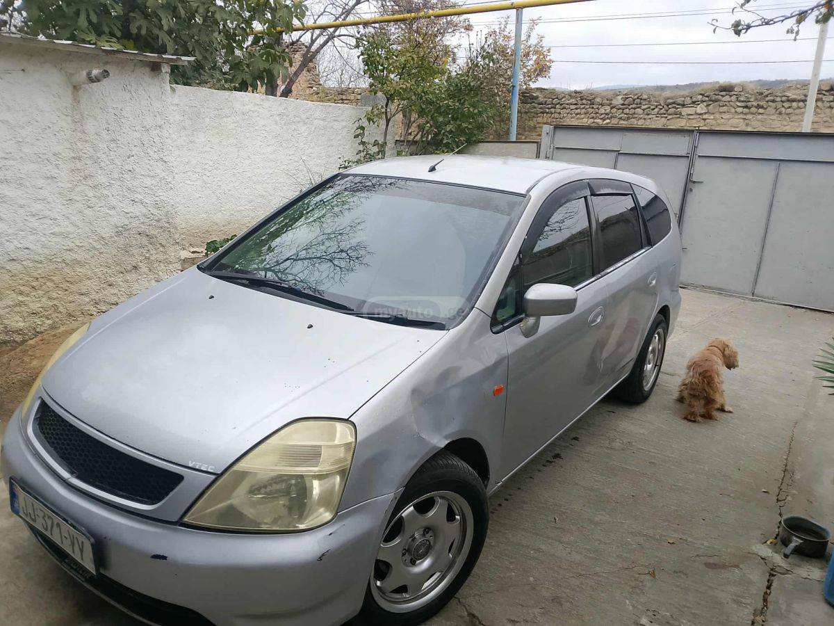 Honda Stream 2001 — photo 2
