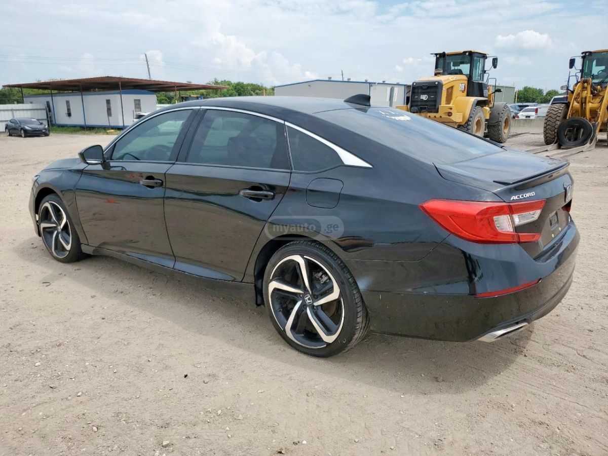 Honda Accord 2020 — photo 2