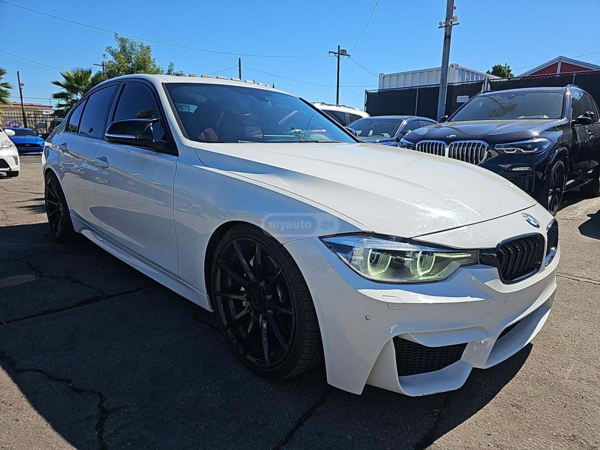 BMW 335 2018 — photo 2