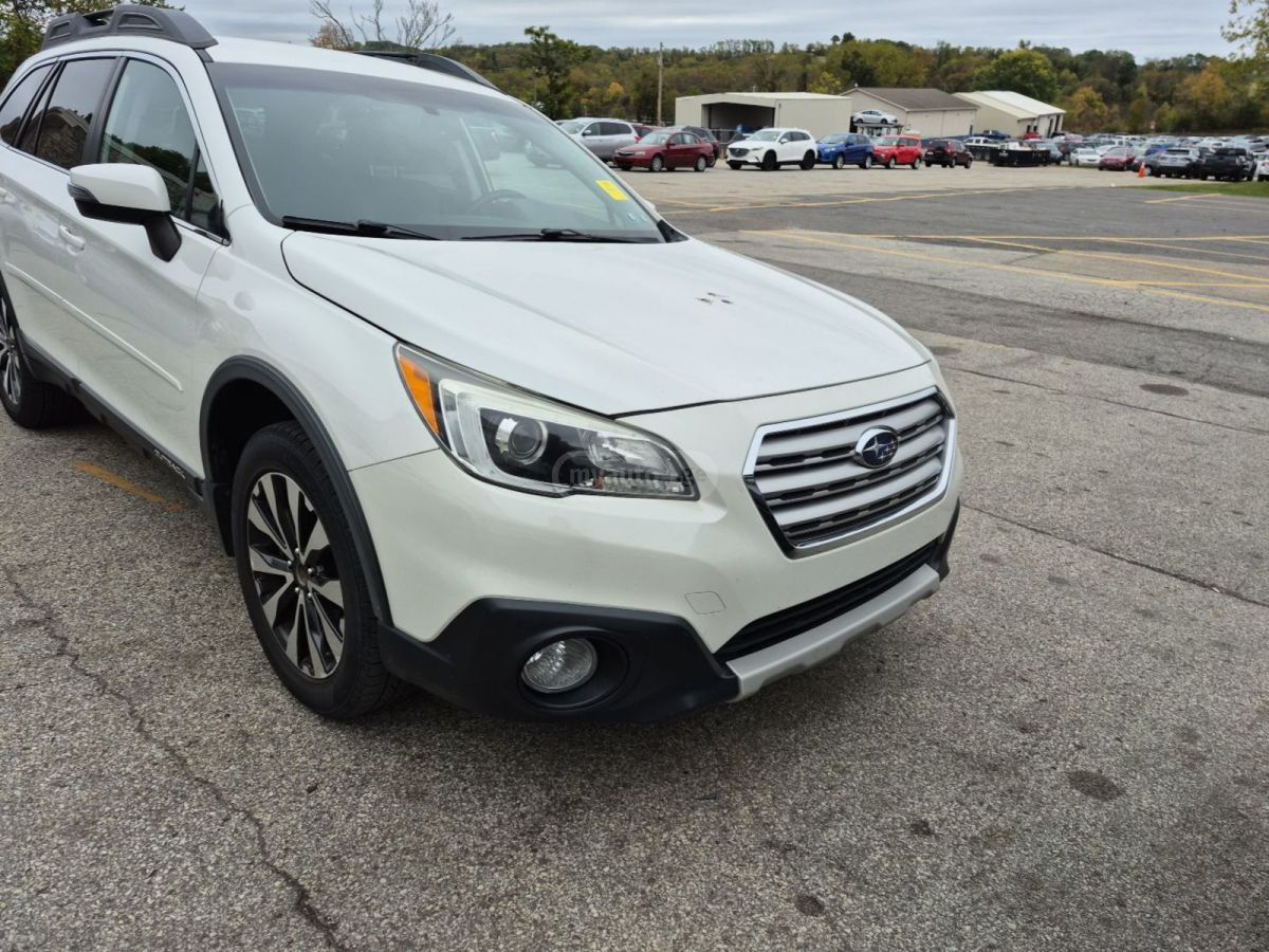 Subaru Outback 2016 — photo 2