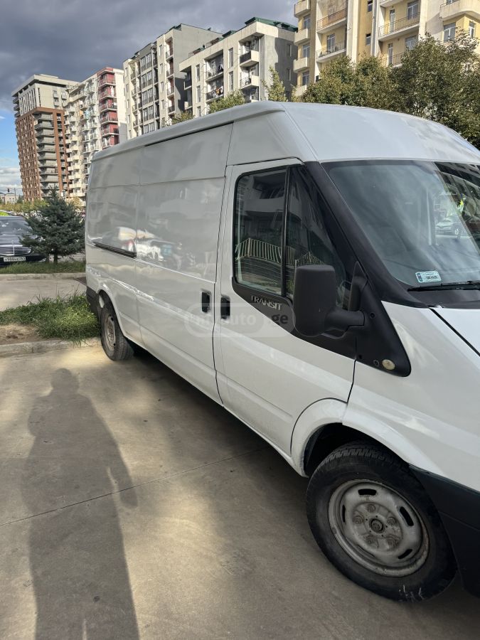 Ford Transit 2008 — photo 2