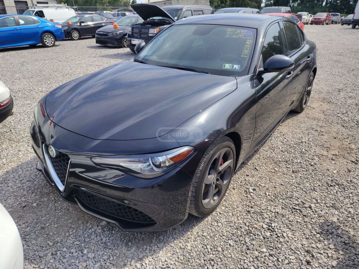 Alfa Romeo Giulia