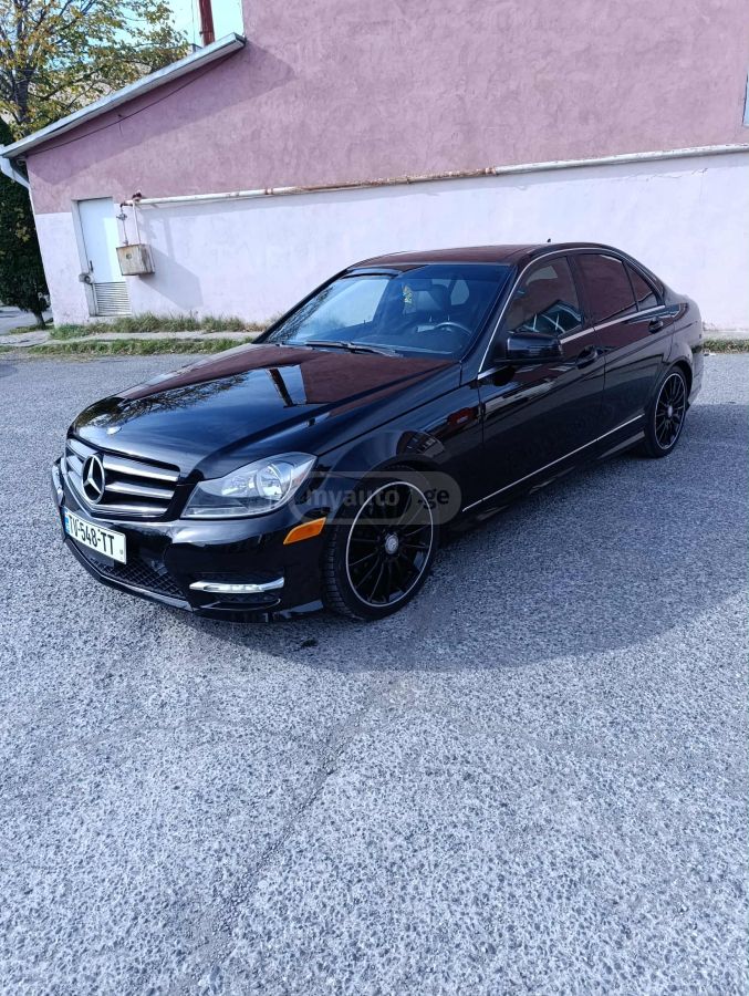 Mercedes-Benz C 300 2014 — photo 2