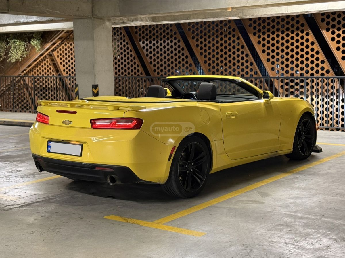 Chevrolet Camaro 2018 — photo 2