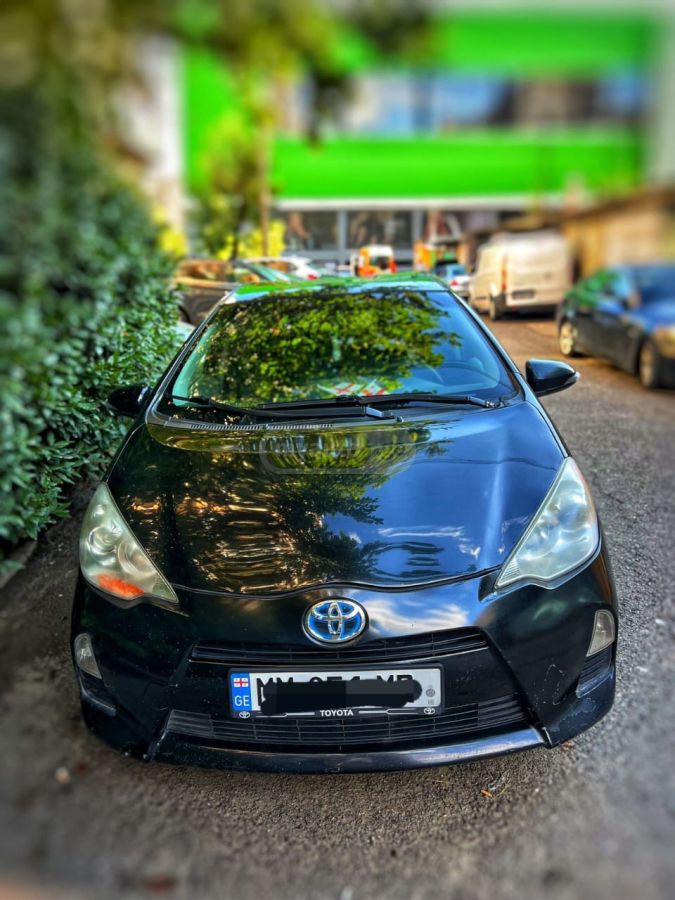 Toyota Prius C