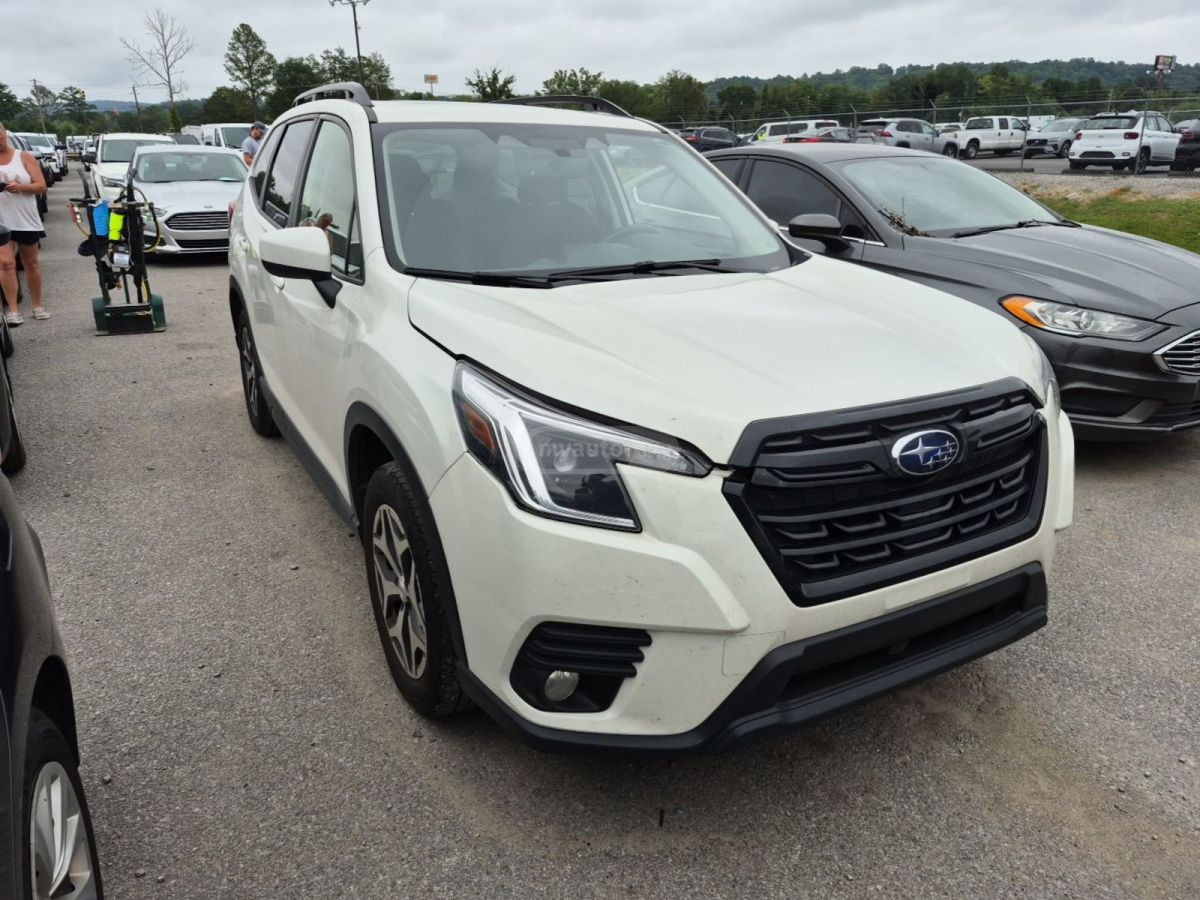 Subaru Forester 2022 — photo 2