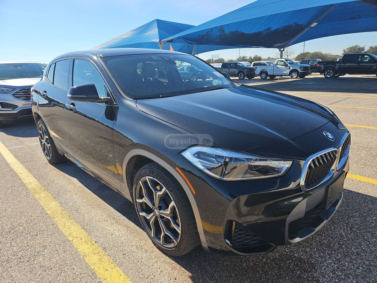 BMW X2 2021 — photo 2