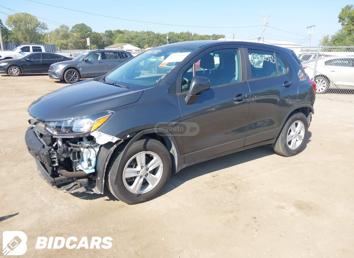 Chevrolet Trax 2020 — photo 2