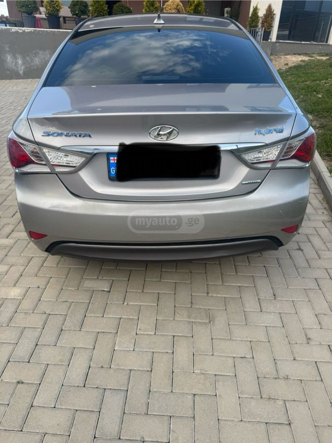 Hyundai Sonata 2013 — photo 2