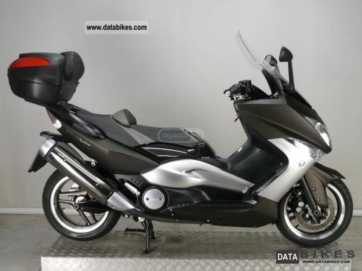 Yamaha T Max 2012 — photo 2