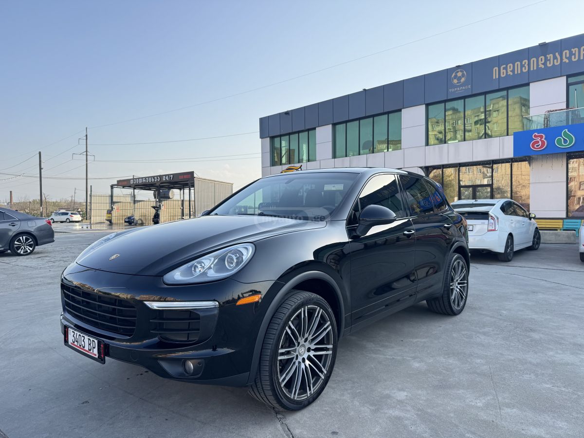 Porsche Cayenne 2016 — photo 2
