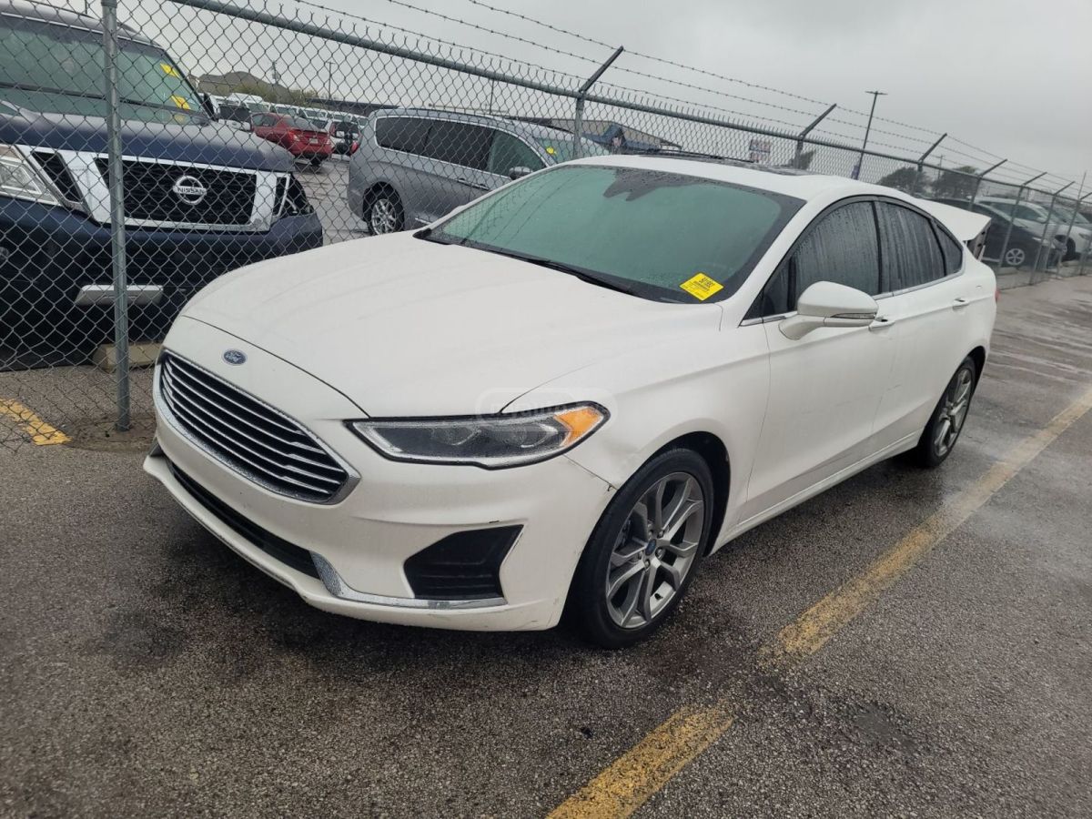 Ford Fusion 2020 — photo 2