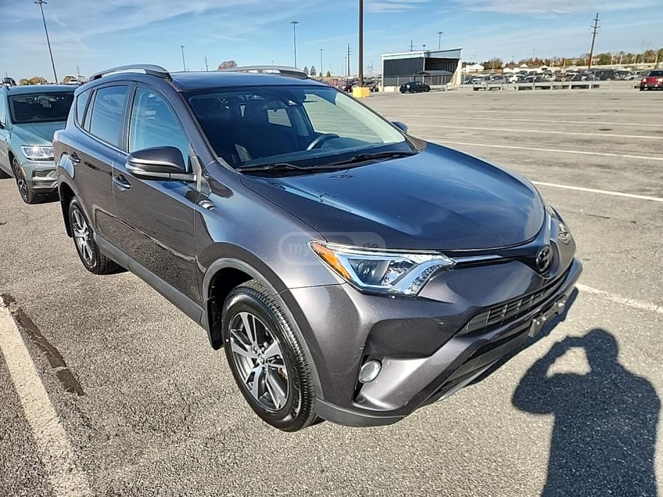 Toyota RAV 4 2018 — photo 2