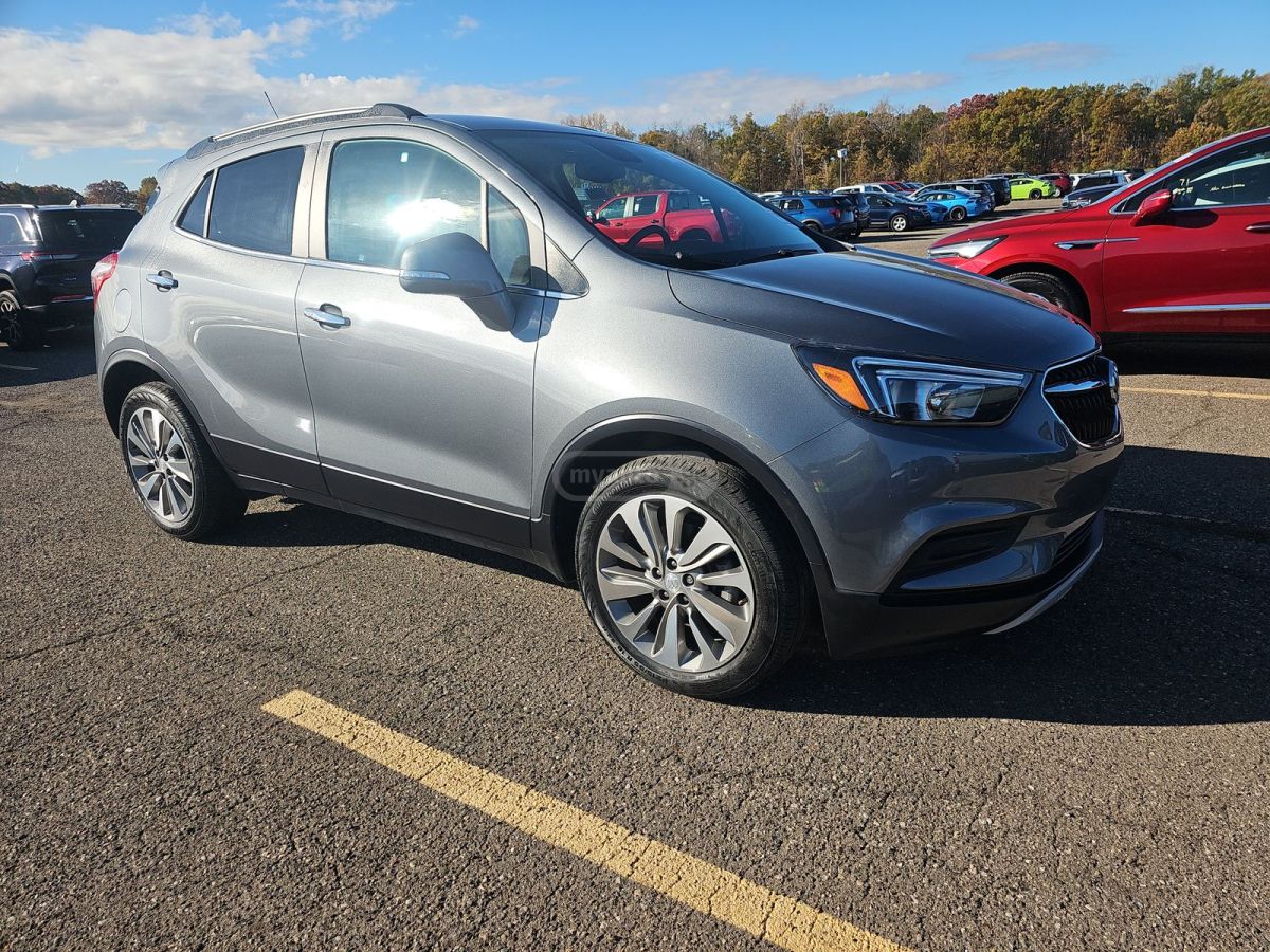Buick Encore 2019 — photo 2