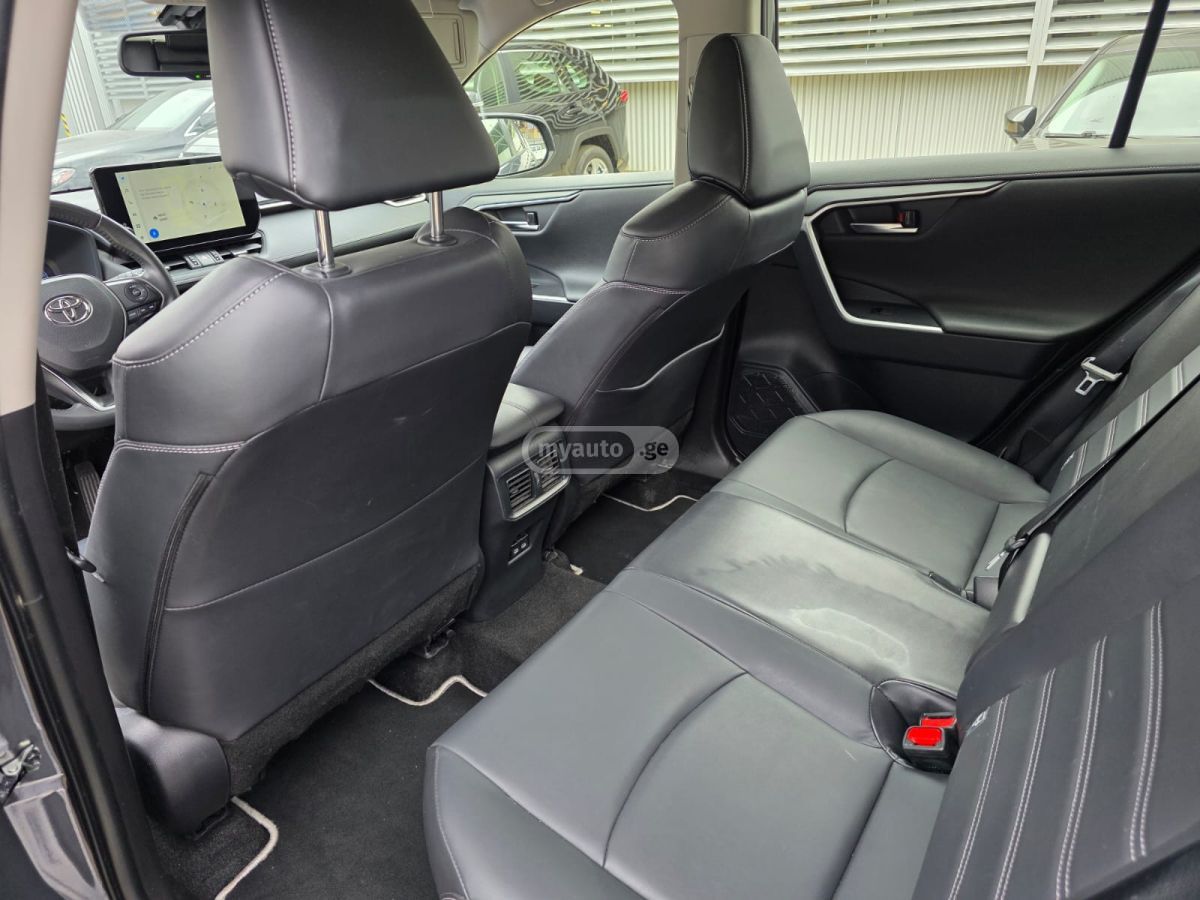 Toyota RAV 4 2024 — photo 2