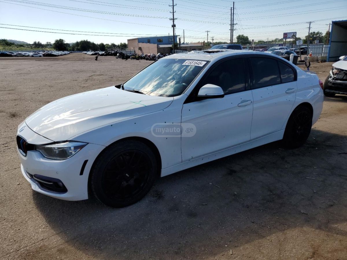 BMW 320