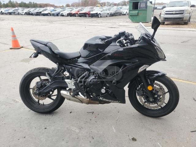 Kawasaki Ninja 650 2017 — photo 2