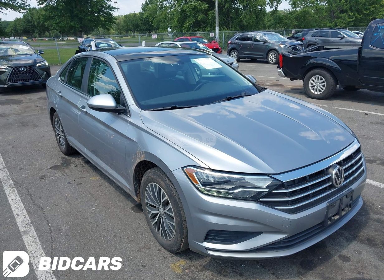 Volkswagen Jetta 2020 — photo 2