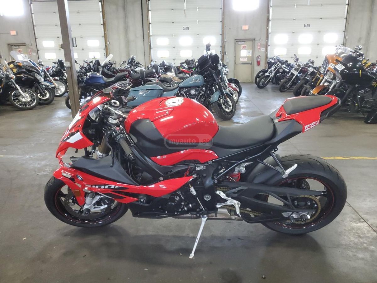 BMW S1000 2024 — photo 2
