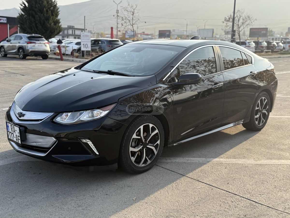 Chevrolet Volt 2017 — photo 2