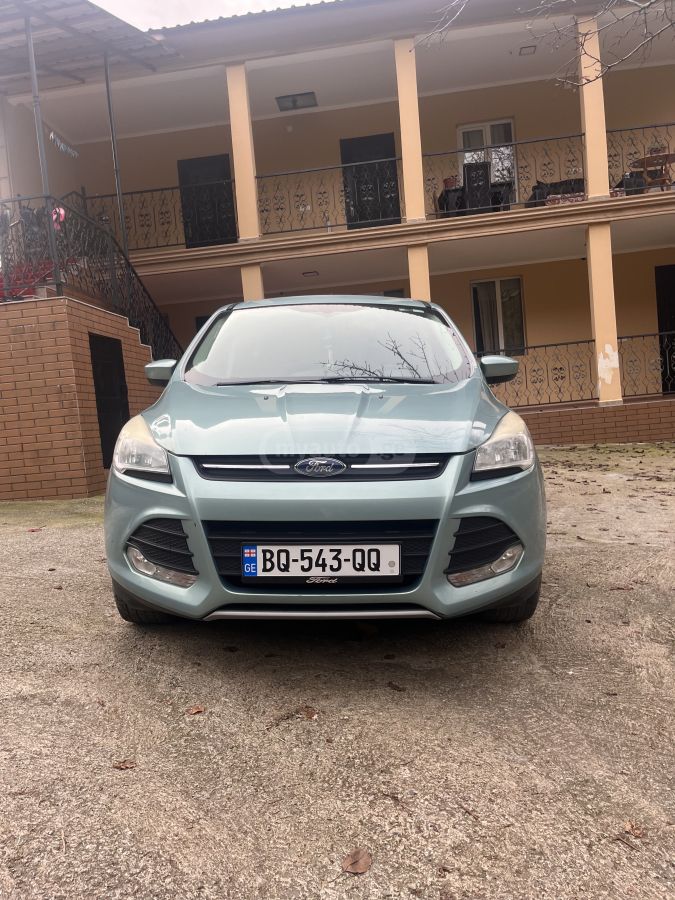 Ford Escape 2013 — photo 2