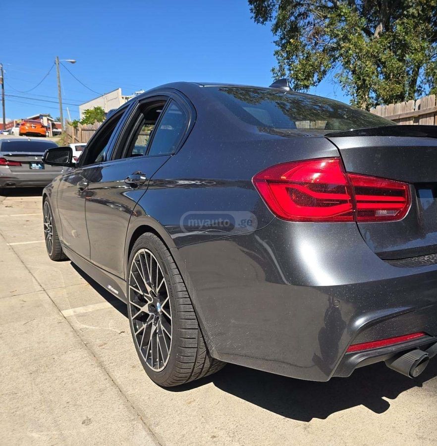 BMW 335 2016 — photo 2