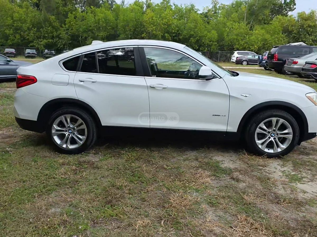 BMW X4 2016 — photo 2