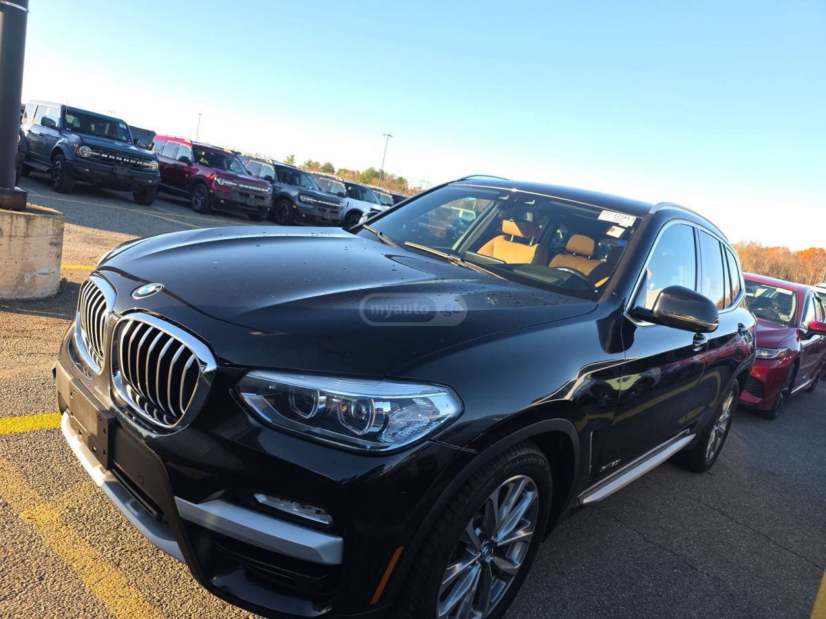 BMW X3 2018 — photo 2