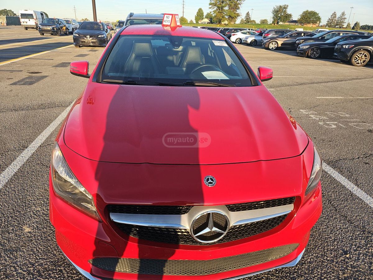 Mercedes-Benz CLA 250