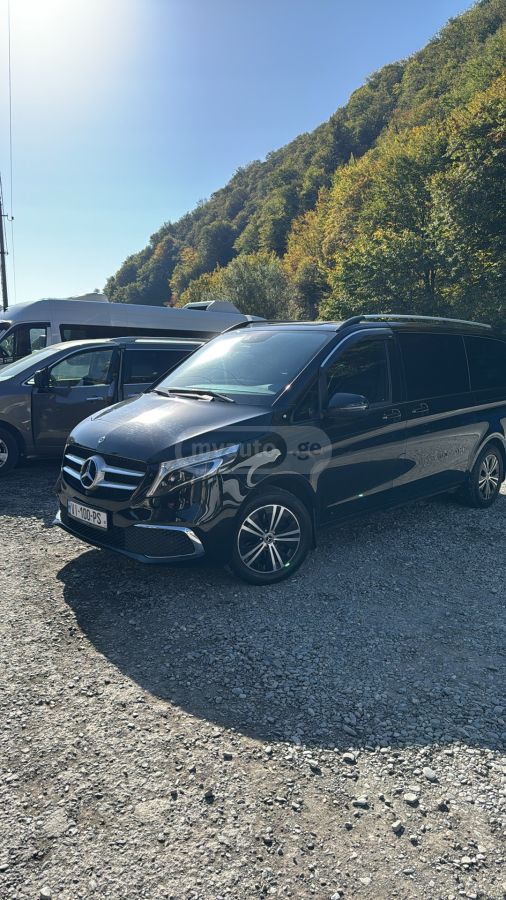 Mercedes-Benz V 250