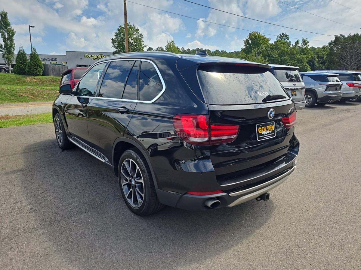 BMW X5 2016 — photo 2