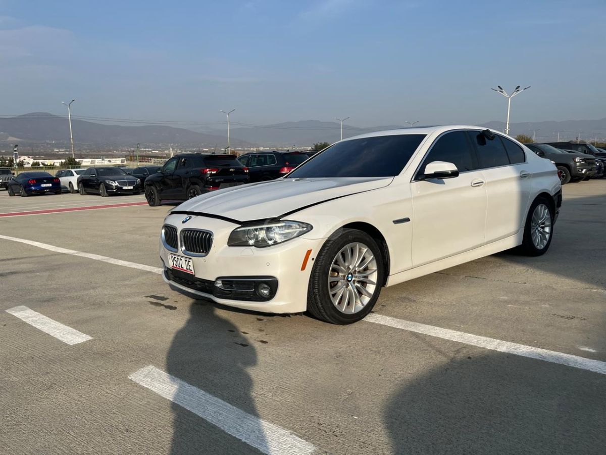 BMW 528 2015 — photo 2