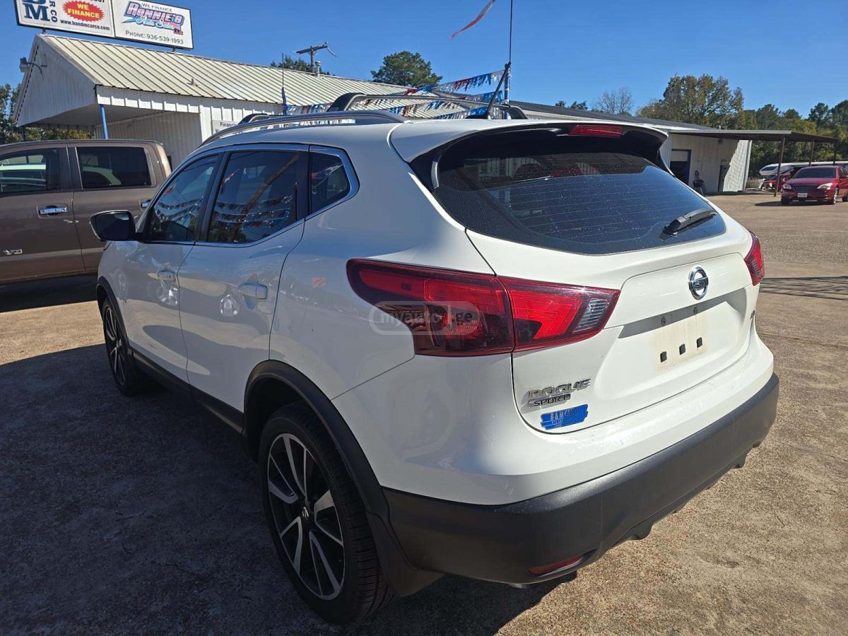 Nissan Rogue Sport 2017 — photo 2