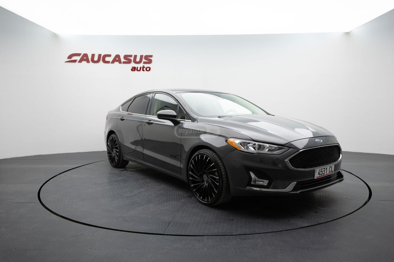 Ford Fusion 2019 — photo 2