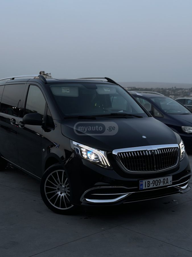 Mercedes-Benz Metris Passenger Van 2017 — photo 2
