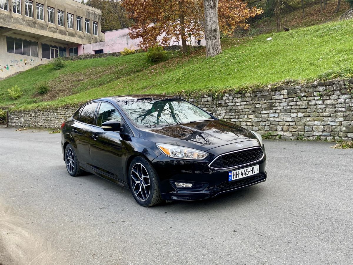 Ford Focus 2015 — photo 2