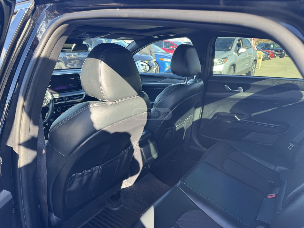 Kia K5 2021 — photo 2