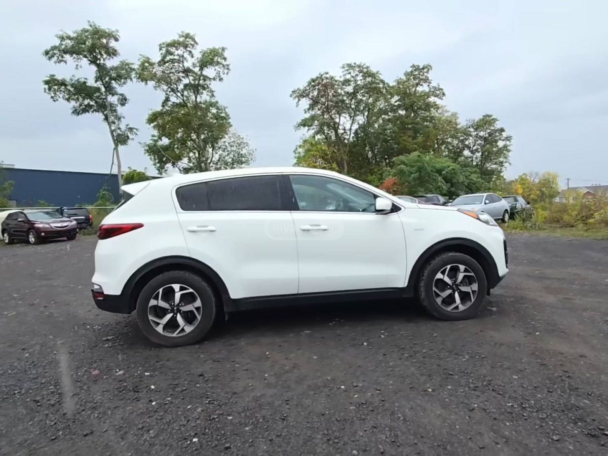 Kia Sportage 2021 — photo 2