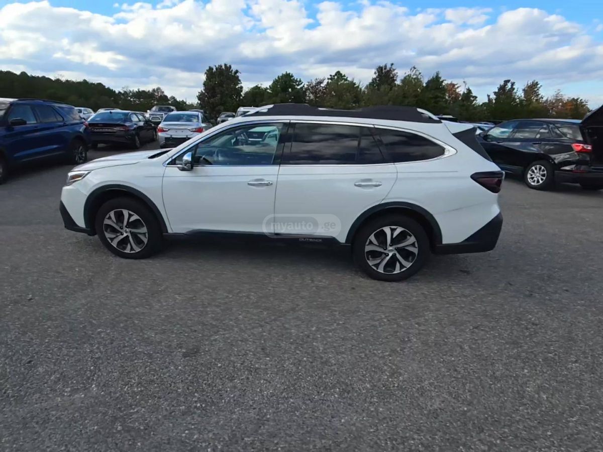 Subaru Outback 2021 — photo 2