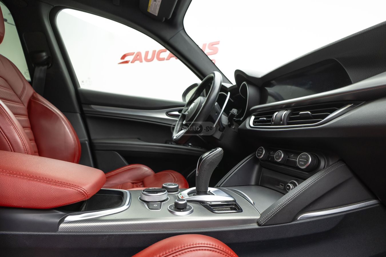 Alfa Romeo Stelvio 2022 — photo 2
