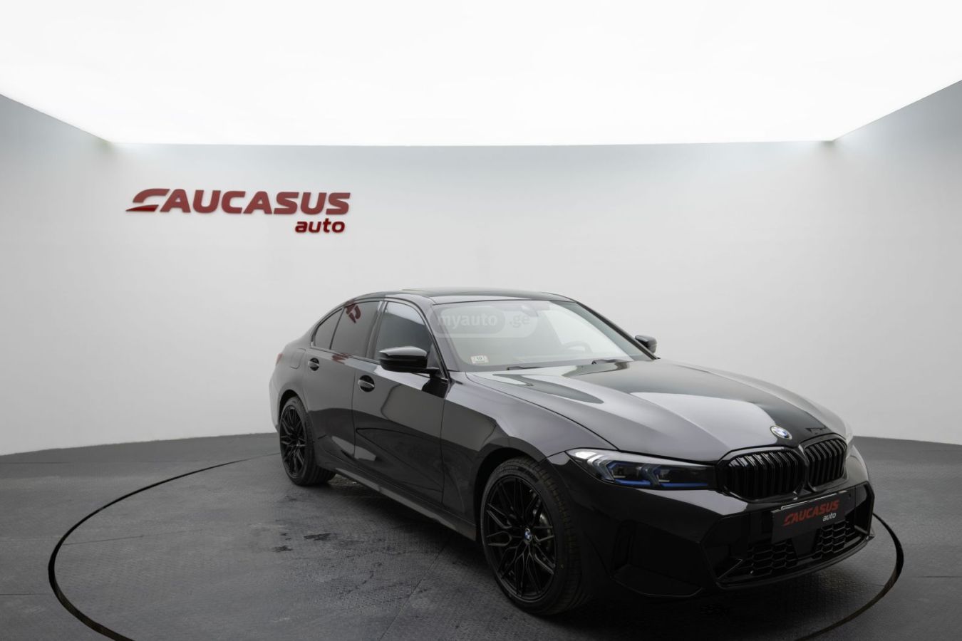 BMW 330