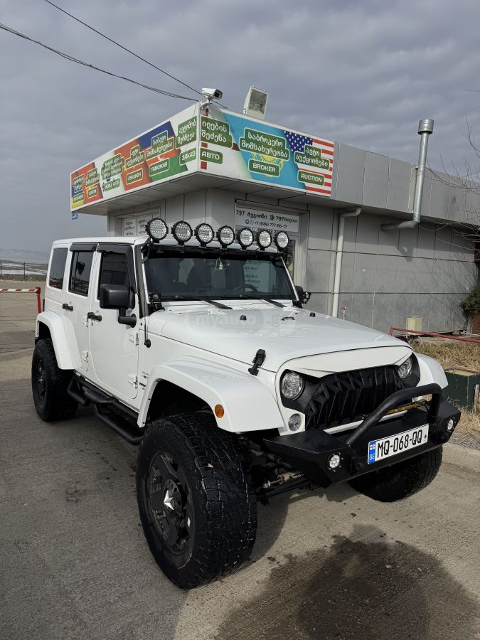 Jeep Wrangler 2016 — photo 2