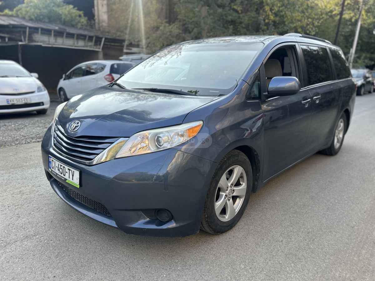 Toyota Sienna