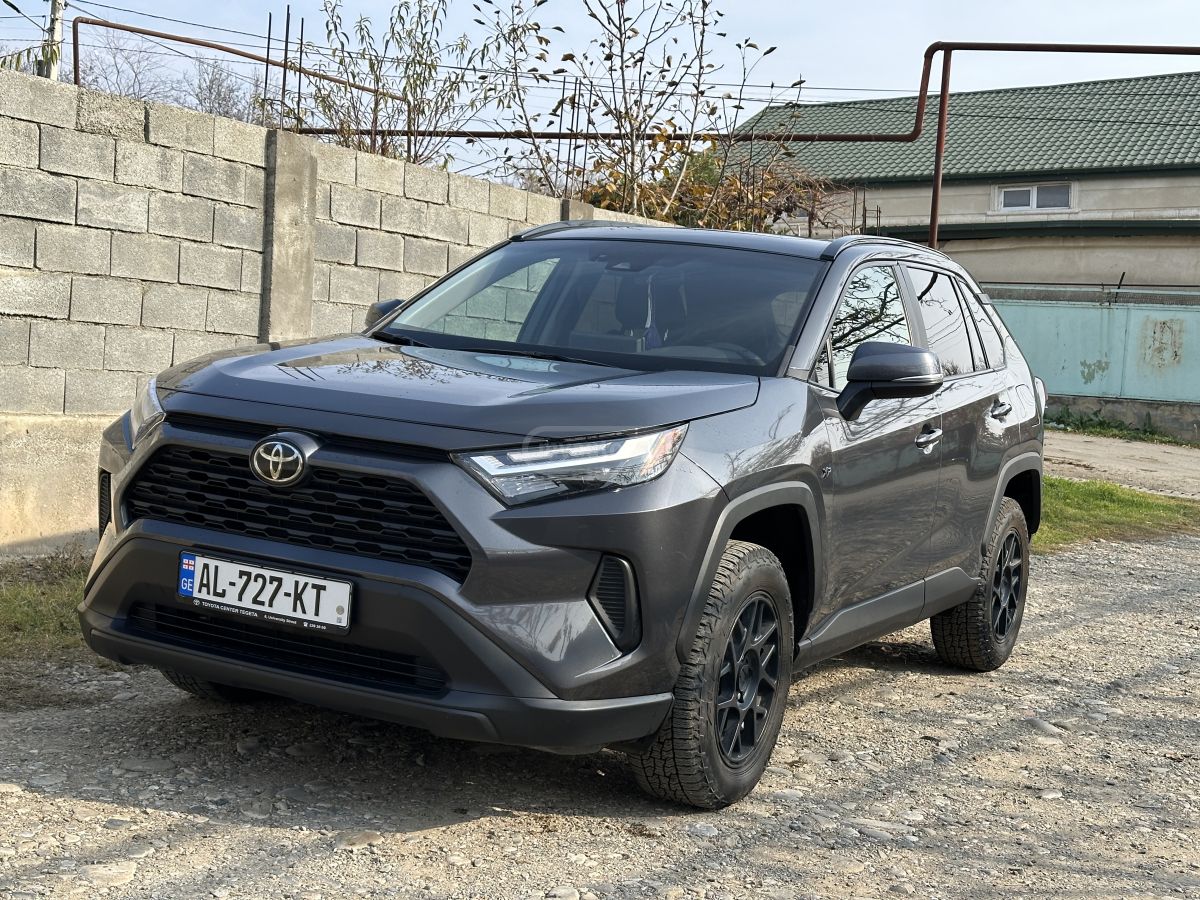 Toyota RAV 4 2023 — photo 2