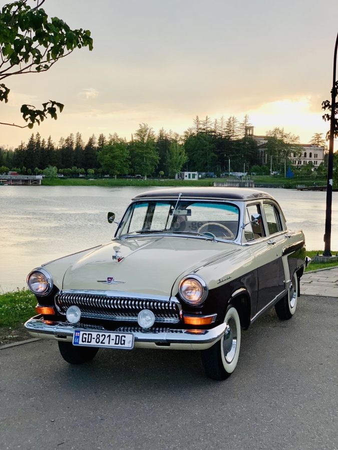 GAZ 21